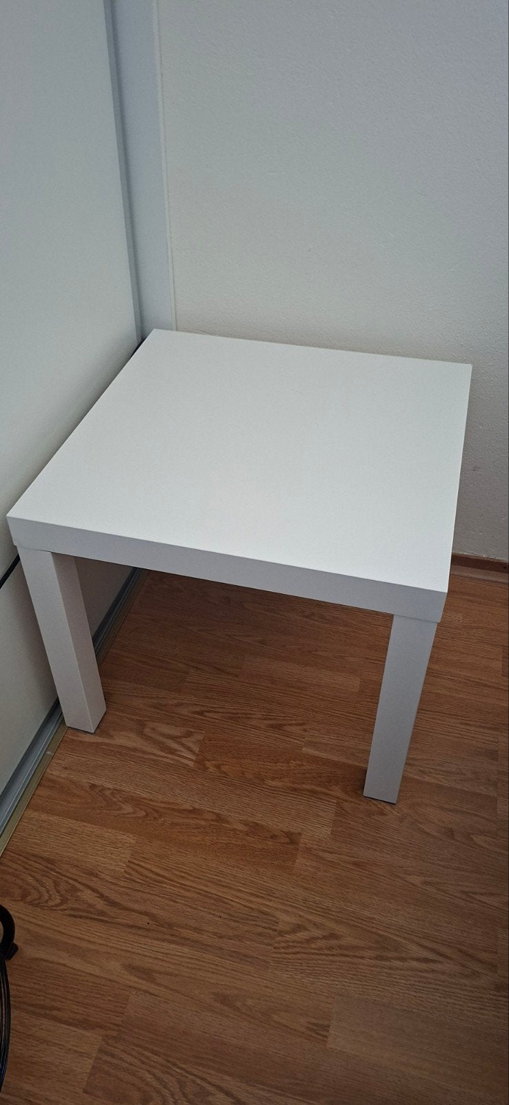 Witte bijzettafel/nachtkastje -  nieuw, Vierkant, Nieuw, 55 tot 75 cm, Modern