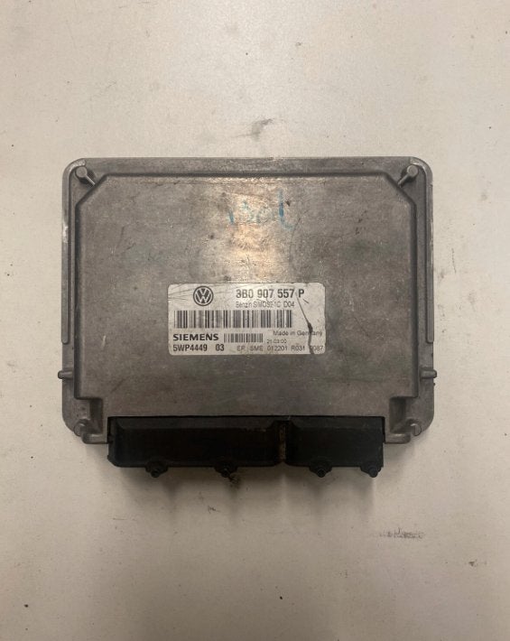 Vw Passat (3B5) / Audi A4 (B5) 1.6i (AHL) 3B0907557P Ecu, Ophalen of Verzenden