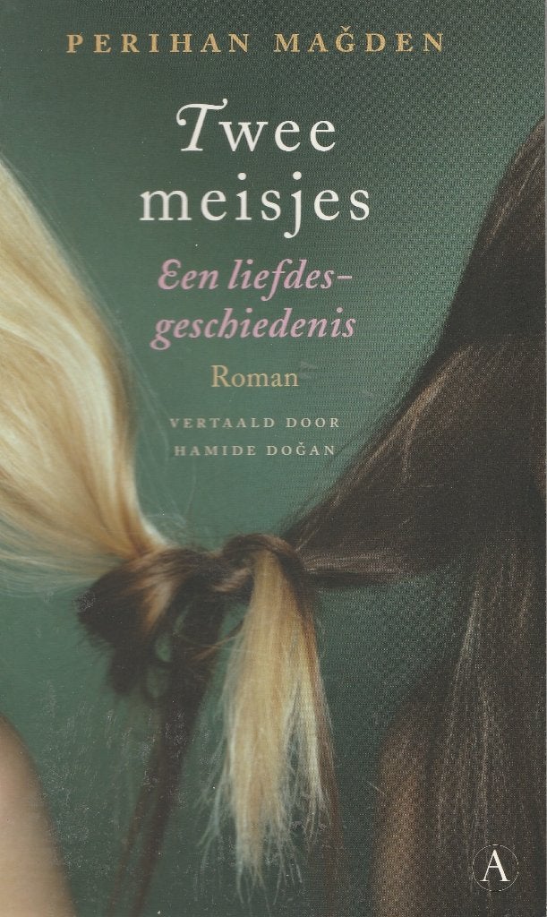 Perihan Magden : twee meisjes ( lesbisch ), Ophalen of Verzenden, Gelezen