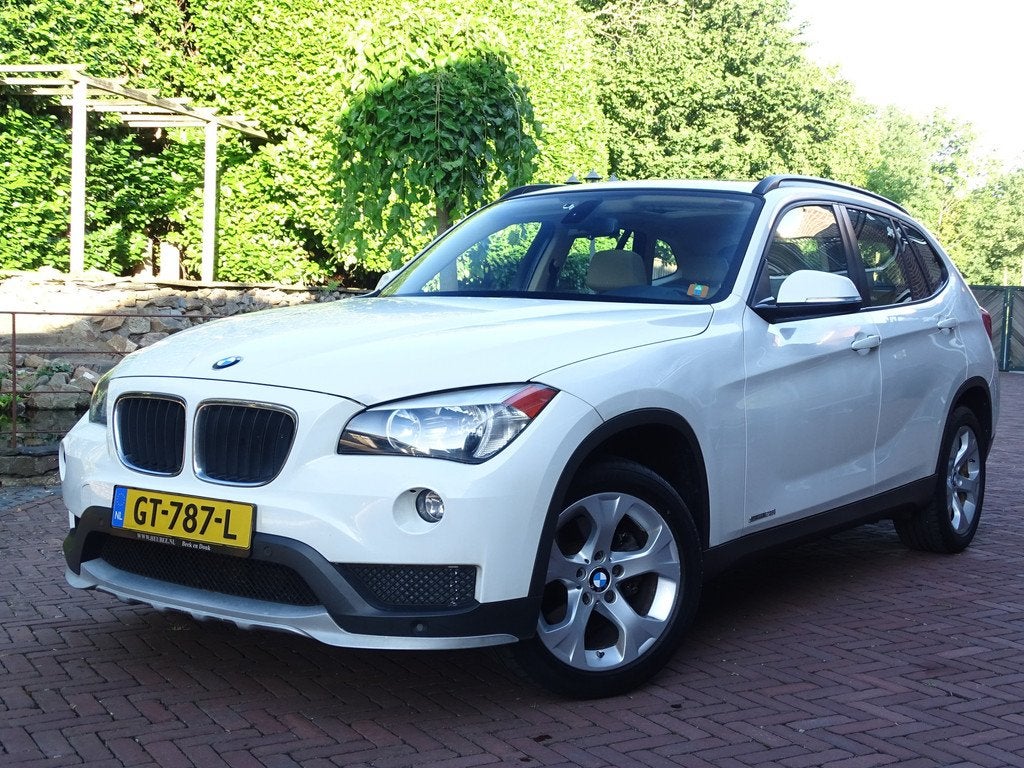 BMW X1 sDrive 28i Sport 2.0 Autom. High exe 1ste eig., Auto's, BMW, Bedrijf, Te koop, X1, 4x4, ABS, Achteruitrijcamera, Airbags
