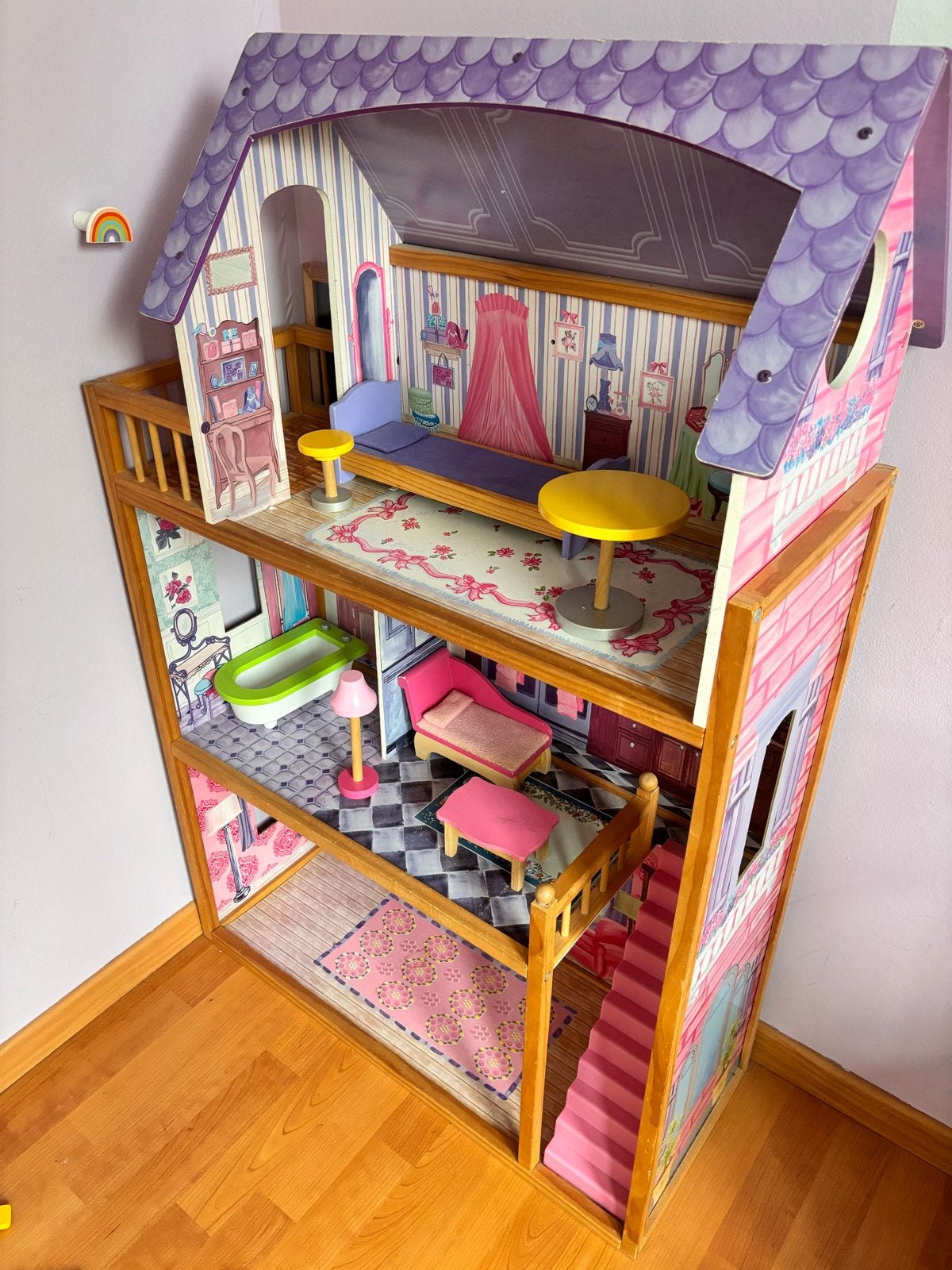 Kidscraft houten poppenhuis met poppen en meubels