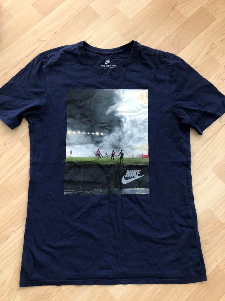 Nike t shirt blauw met opdruk mt M, Ophalen of Verzenden, Zo goed als nieuw, Blauw
