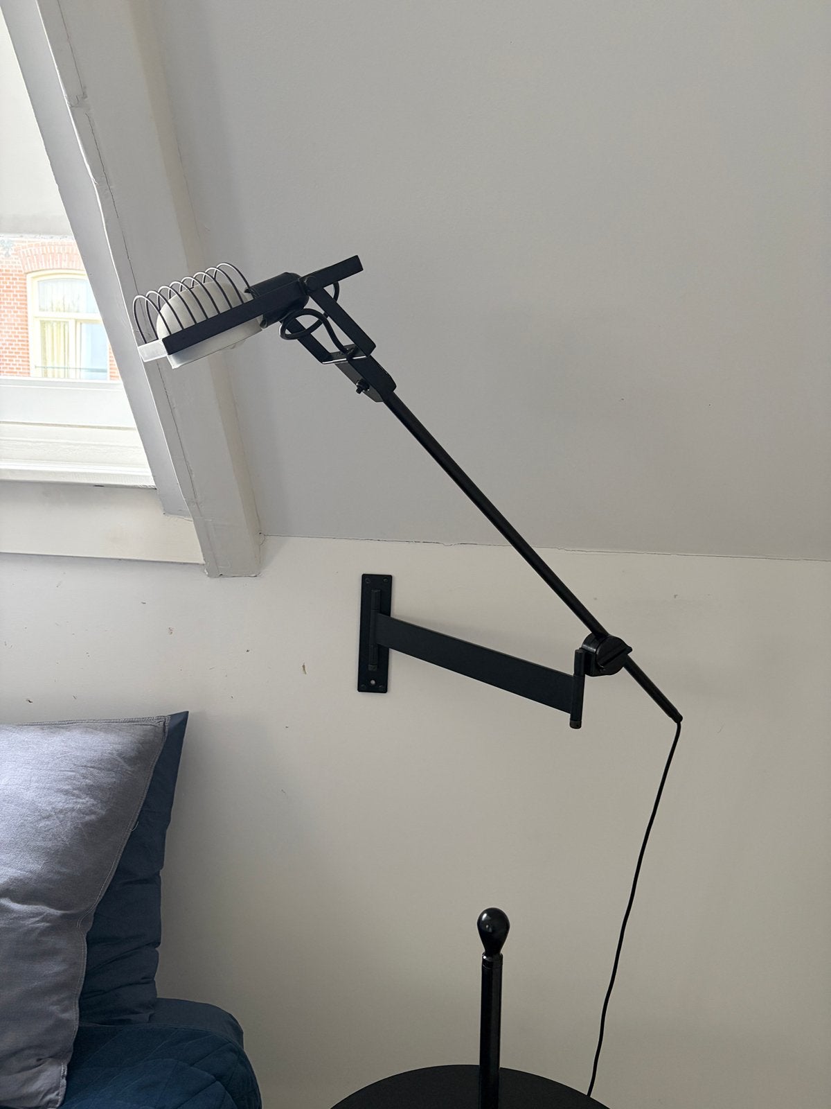 Artemide Sintesi, Zwart, Zo goed als nieuw, Metaal, Wandlamp