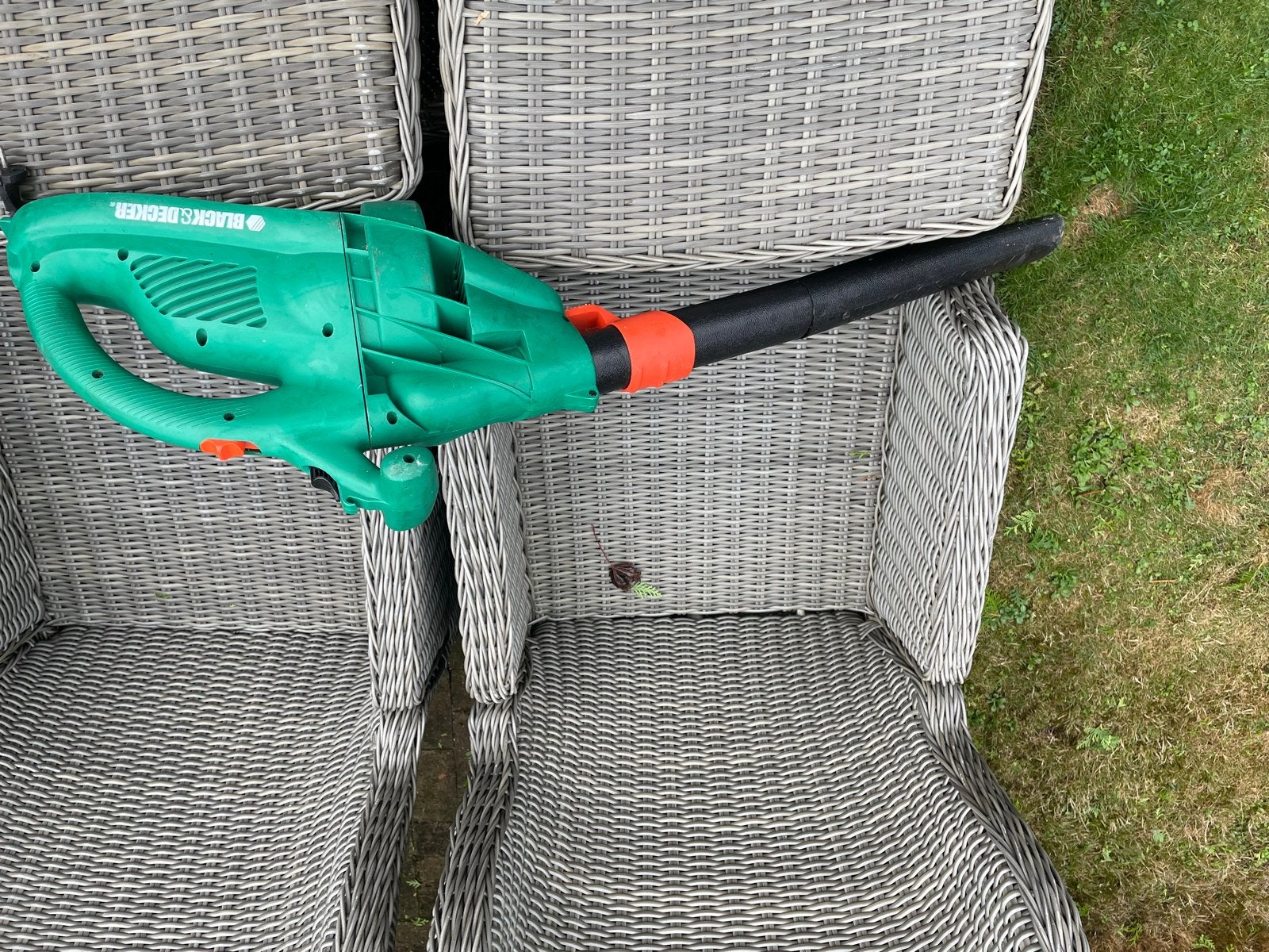 Te koop Black & Decker bladblazer - Elektrisch, Ophalen, Gebruikt, Elektrisch, Handgedragen