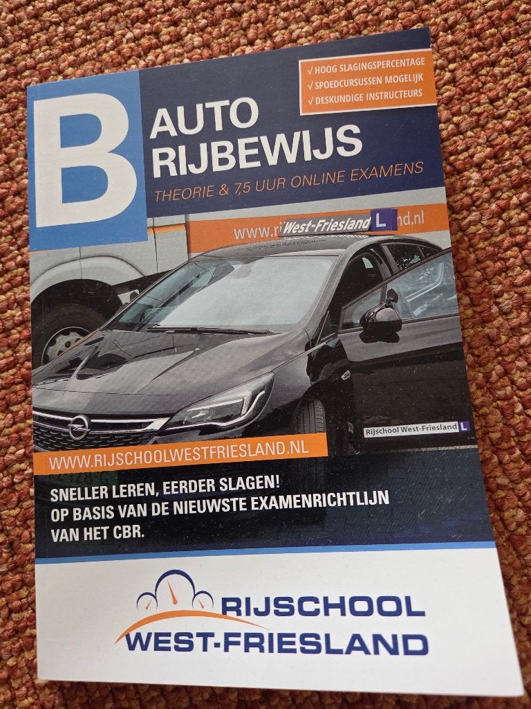 Theorieboek auto rijbewijs B, Ophalen of Verzenden, Zo goed als nieuw, Algemeen