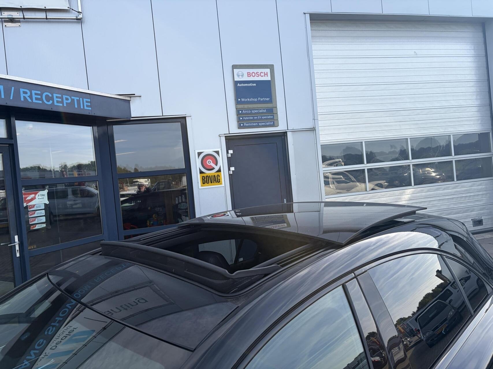 Mercedes A-klasse 180 Ambition glazen panodak, Voorwielaandrijving, Gebruikt, 4 cilinders, Met garantie (alle)