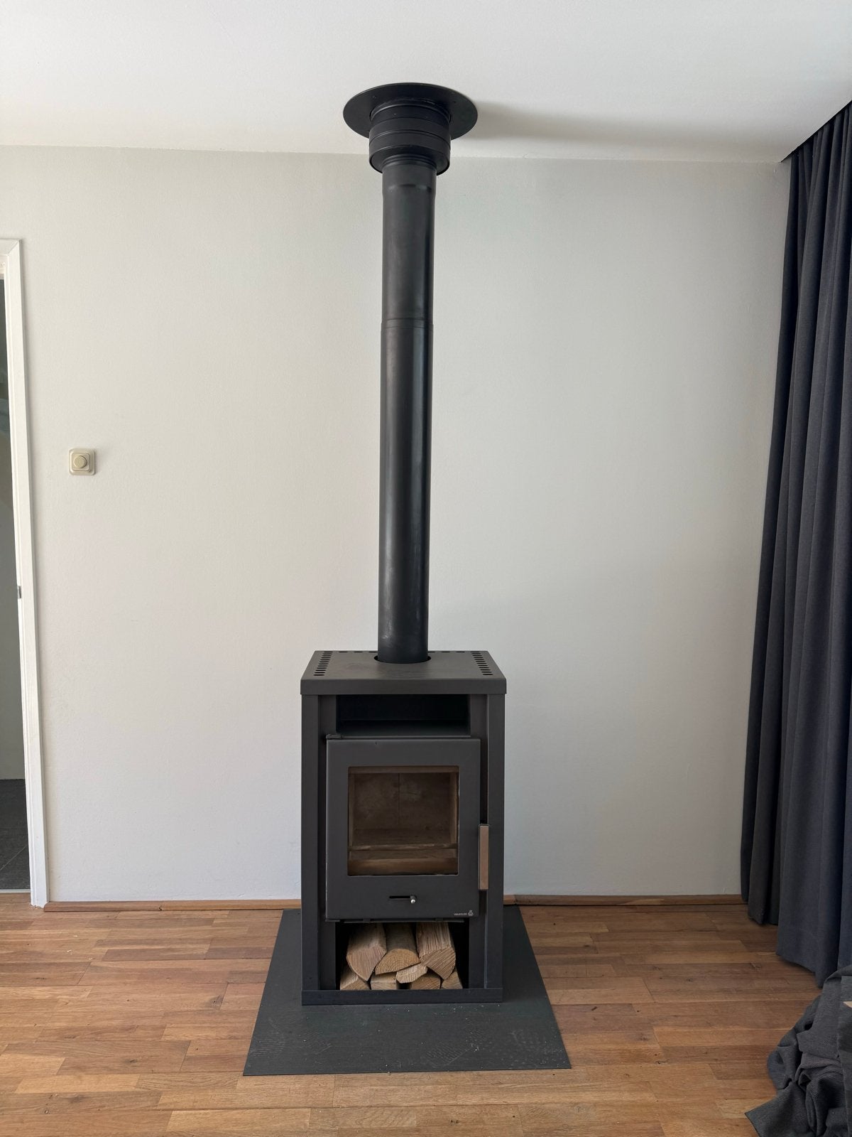 Houthaard met rookkanaal en accessoires, Huis en Inrichting, Ophalen, Gebruikt, Vrijstaande haard, Houthaard