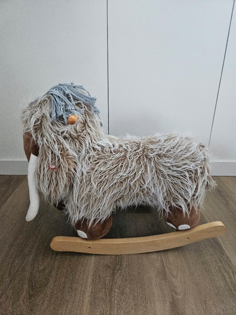 Mammoet hobbeldier, Ophalen, Zo goed als nieuw