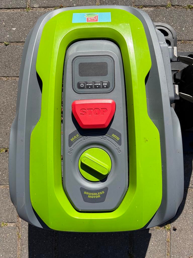 Robotmaaier  Central Park - tot 500 m2  -  Zo goed als nieuw, Ophalen, Zo goed als nieuw, 20 tot 25 cm