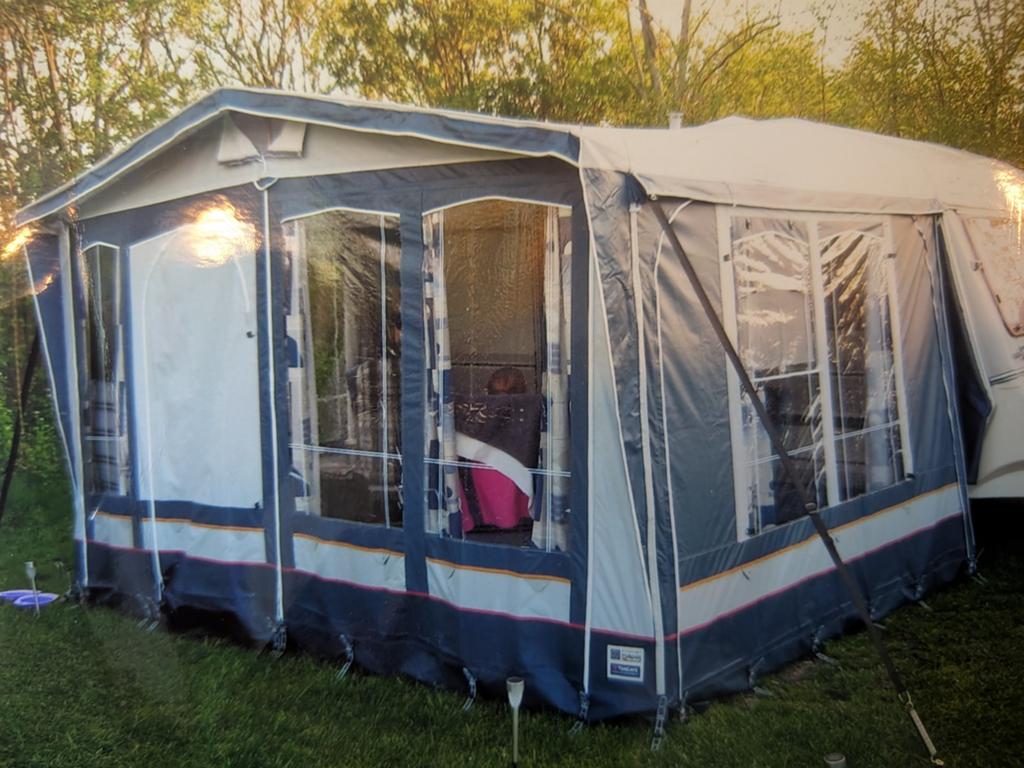 Hypercamp Topaz voortent maat 6 en Geriak zijtent, Ophalen, Zo goed als nieuw, Overige merken