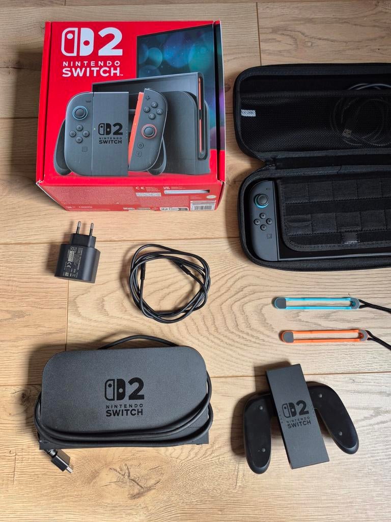 Nintendo Switch 2 met Accessoires, Game,  Controller etc., Spelcomputers en Games, Spelcomputers | Nintendo Switch, Nintendo, Met 2 controllers