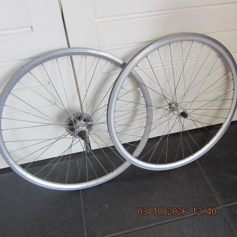 TE KOOP TWEE RACEFIETS WIELEN ZIE FOTO S, Fietsen en Brommers, Ophalen, Gebruikt