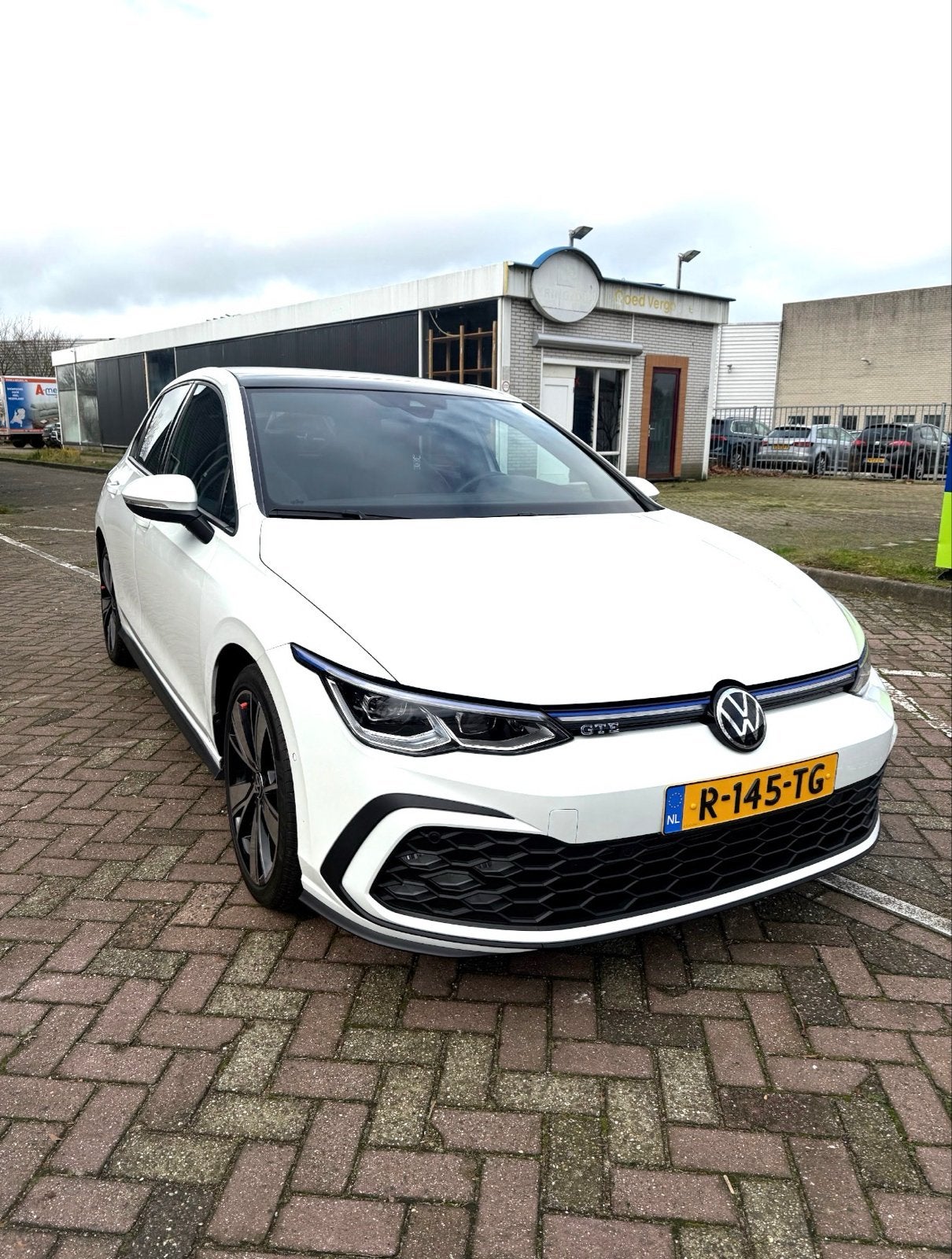 Volkswagen Golf 1.4 Ehybrid 245pk DSG 2021 Wit, Auto's, Volkswagen, 4 cilinders, Wit, Plug-in hybride, 1524 kg
