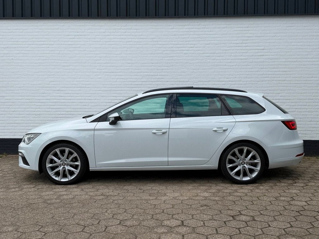 Seat Leon ST 1.8 TSI FR l PANODAK l TREKHAAK l CAMERA l 18'', 1272 kg, Gebruikt, 4 cilinders, Leon