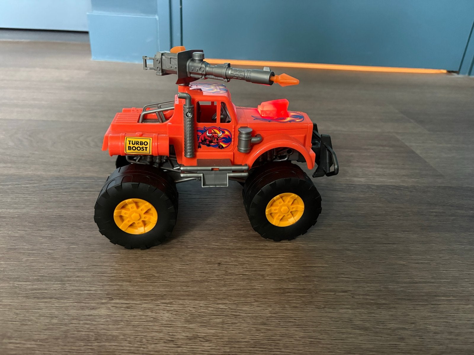 Stoere oranje monstertruck met kanon - speelgoed, Ophalen, Gebruikt