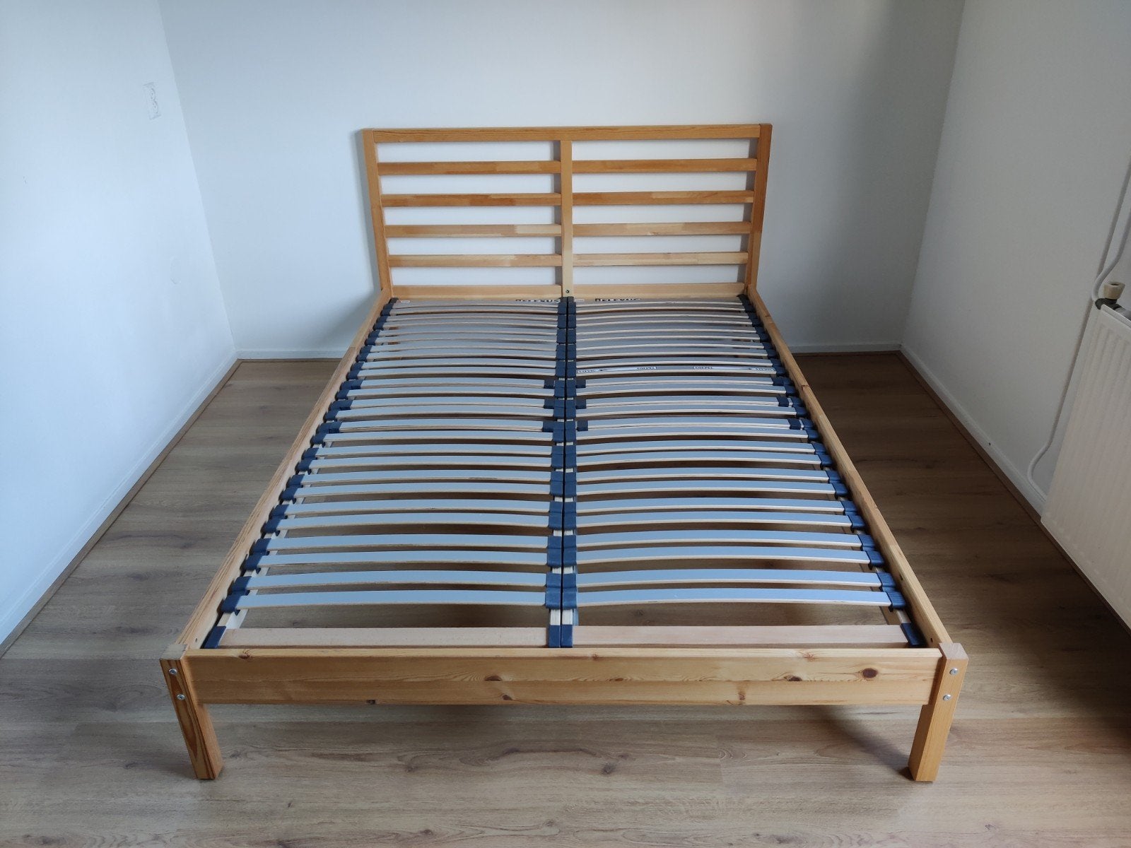IKEA Tarva Massief Grenenhout Bed 140x200 met lattenbodem, Ophalen, Bruin, Tweepersoons, 140 cm