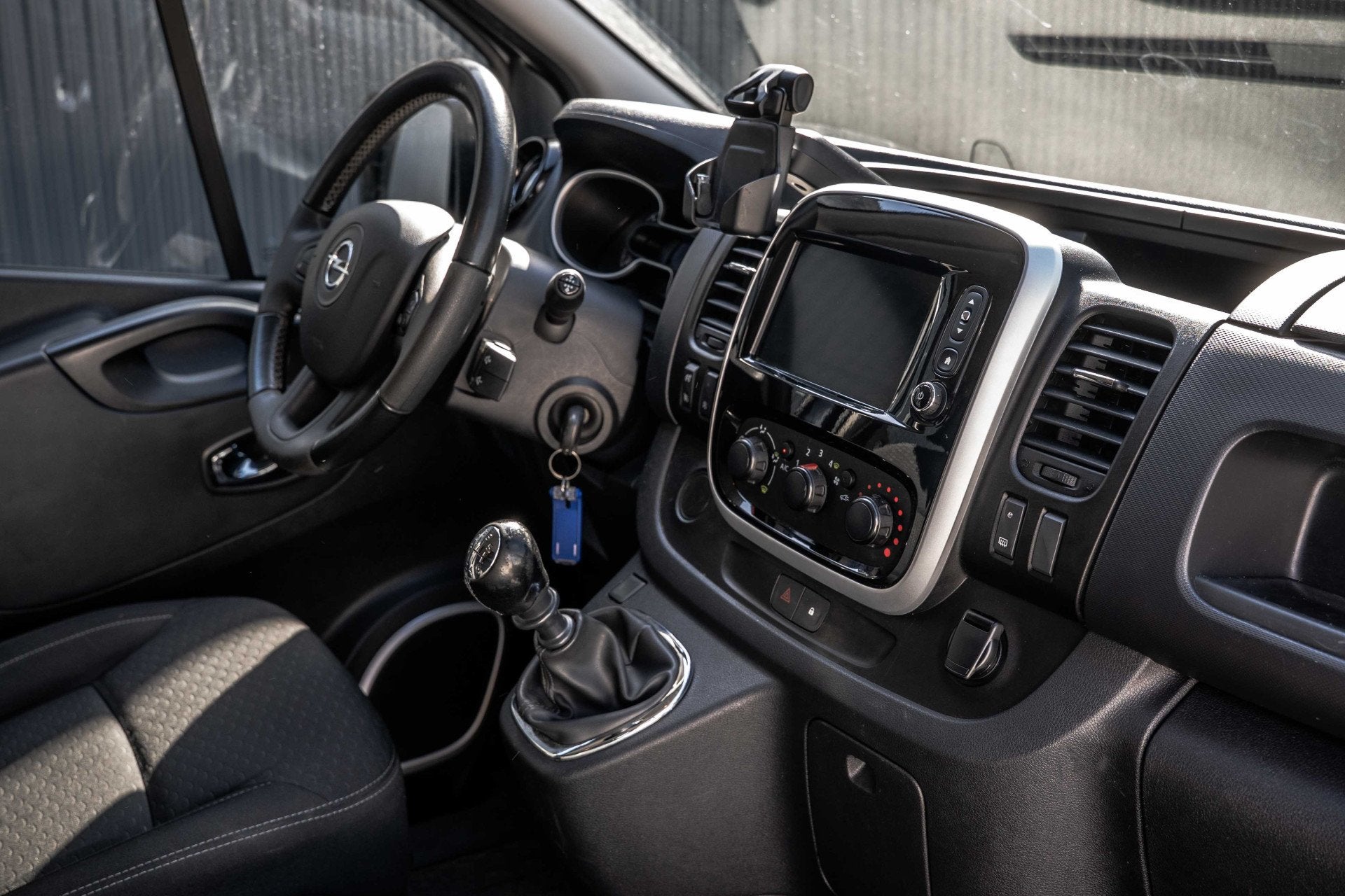 Opel Vivaro 1.6 CDTI L2H1 | 125PK | DC 6-Zits | Camera | Cru, Auto's, Voorwielaandrijving, Gebruikt, Origineel Nederlands, Bedrijf