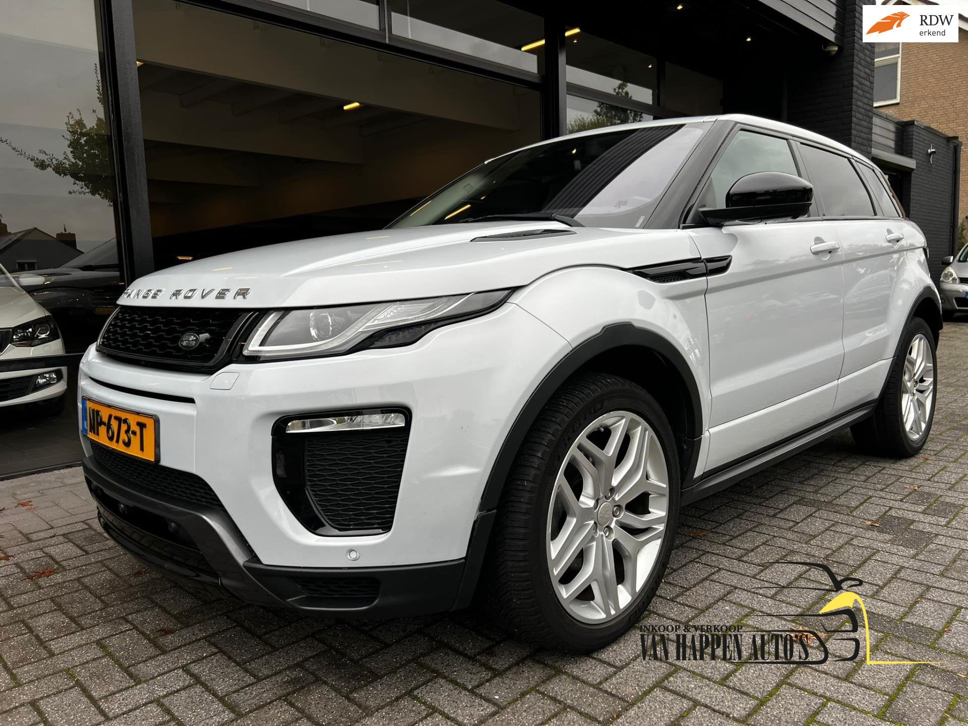 Land Rover Range Rover Evoque 2.0 TD4 Autobiography, Auto's, Automaat, Gebruikt, 4 cilinders, 2000 kg