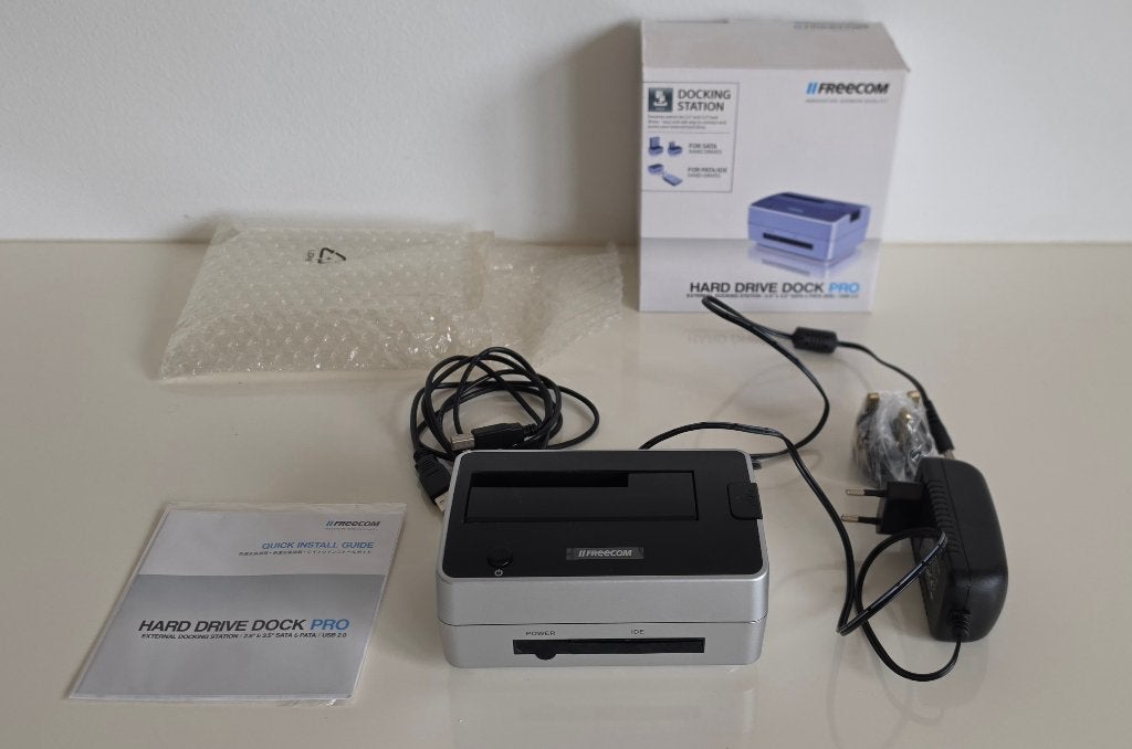 NIEUW Freecom Hard Drive Dock Pro SATA PATA IDE compleet, Computers en Software, Nieuw, Ophalen of Verzenden, Desktop, Extern