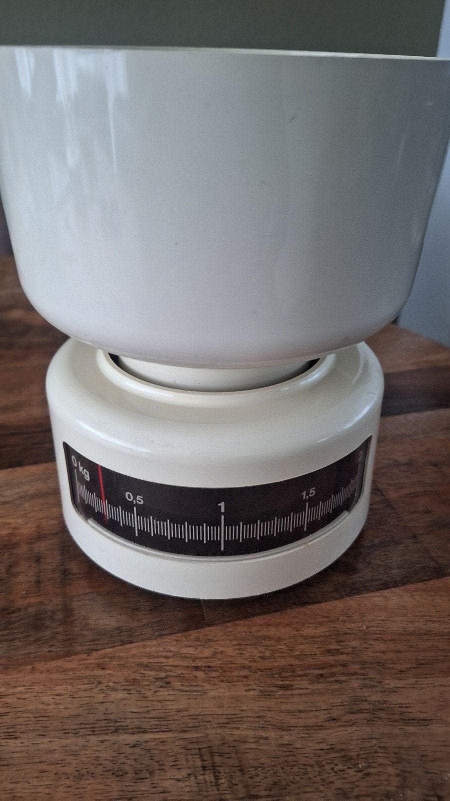 Vintage Keukenweegschaal - Crème Wit, Keukenweegschaal, Ophalen of Verzenden, Gebruikt, Minder dan 10 kg