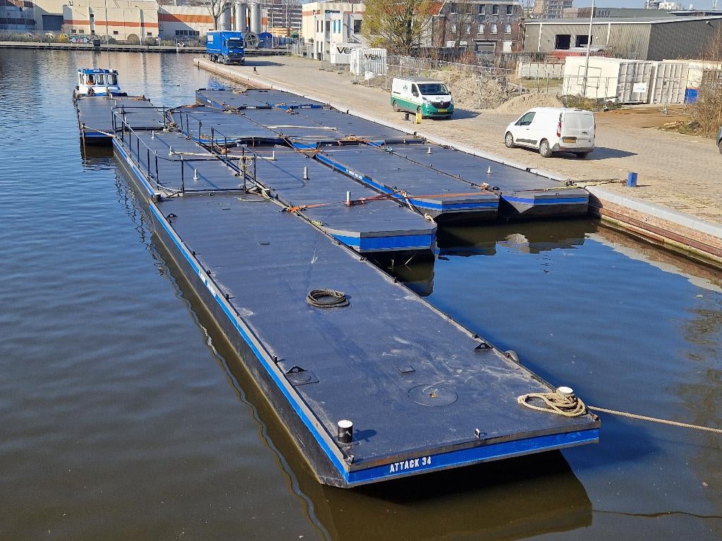 Terrasboot, ponton, dekschuit of vrachtduwbak huren, Watersport en Boten, Ophalen, Nieuw, Benzine, Ponton