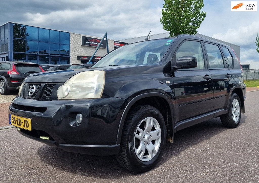 Nissan X-Trail 2.0 XE AIRCO TREKHAAK 2 X SLEUTELS BOEKJES, Auto's, Nissan, Voorwielaandrijving, Gebruikt, 4 cilinders, Zwart