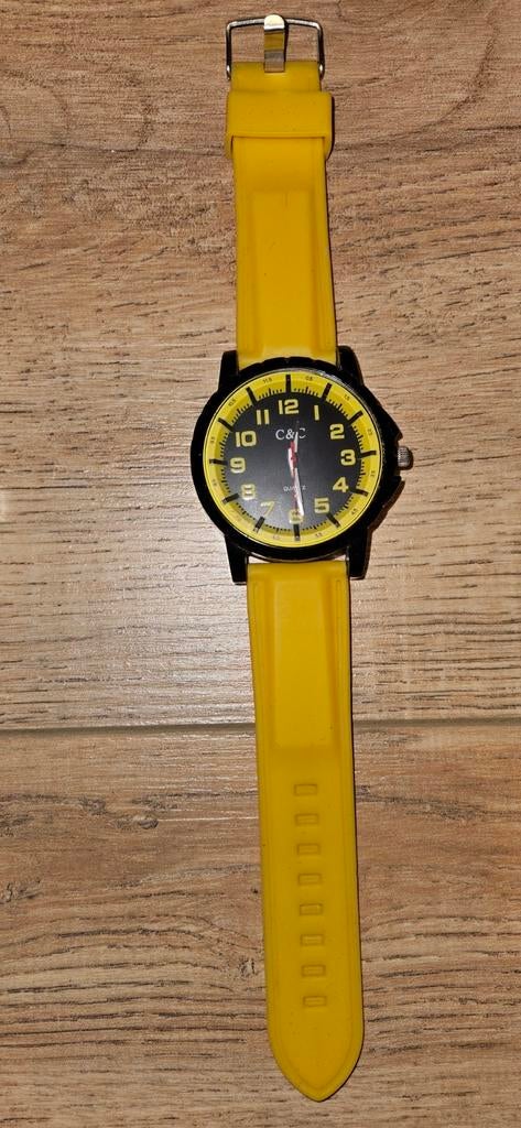 C&C Quartz Horloge met Gele Band, Overige materialen, Gebruikt, Polshorloge, Kunststof