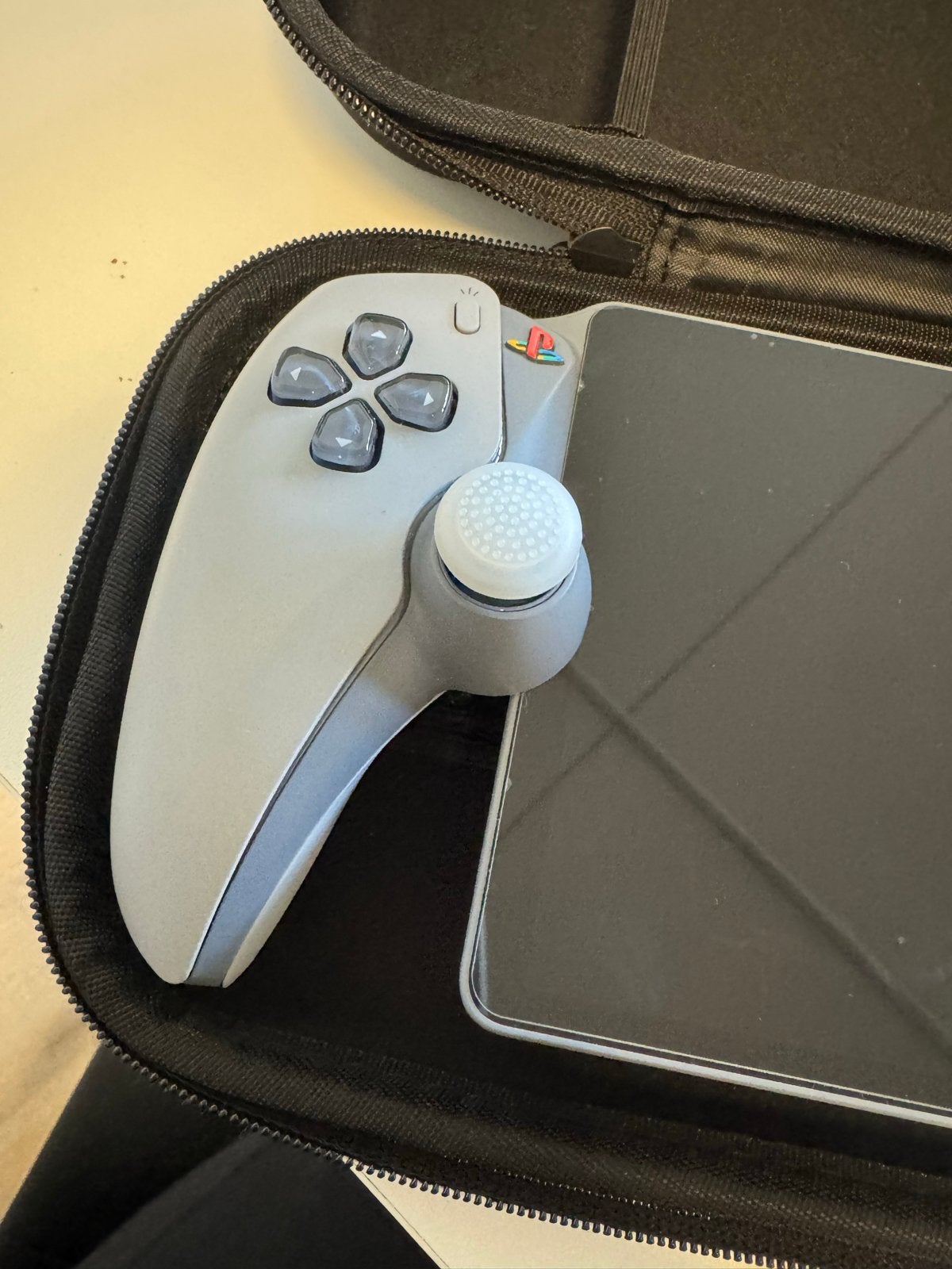 Foto 5 van PlayStation Portal Remote Player 30th Anniversary Edition