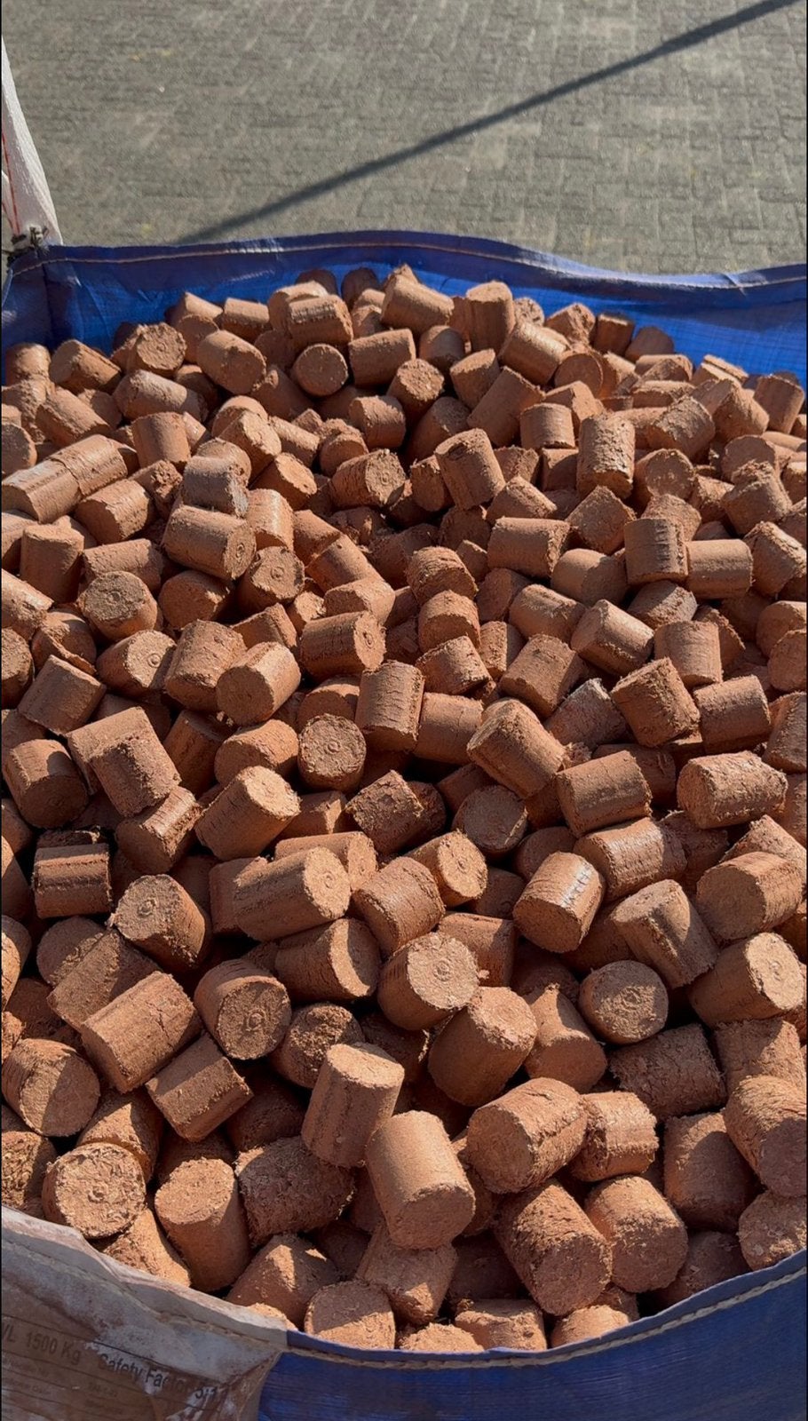 Hout briketten, Minder dan 3 m³, Ophalen, Overige houtsoorten