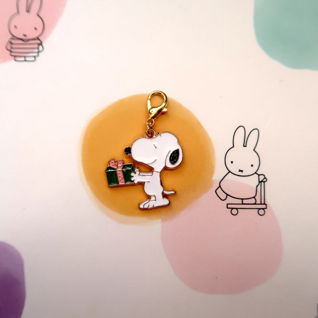 Snoopy Peanuts Comics clip-on hangertje, Verzenden, Snoopy, Nieuw, Beeldje of Figuurtje