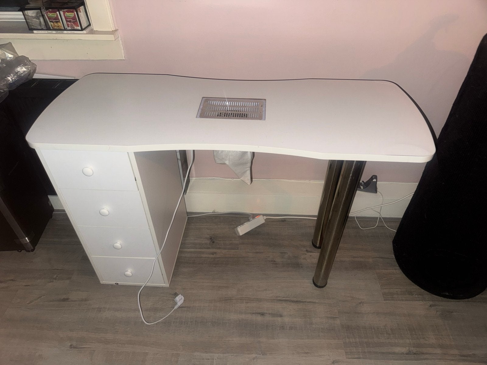 Nageltafel met afzuiging - Wit, met lades, Ophalen, Gebruikt, 100 tot 150 cm, Minder dan 100 cm
