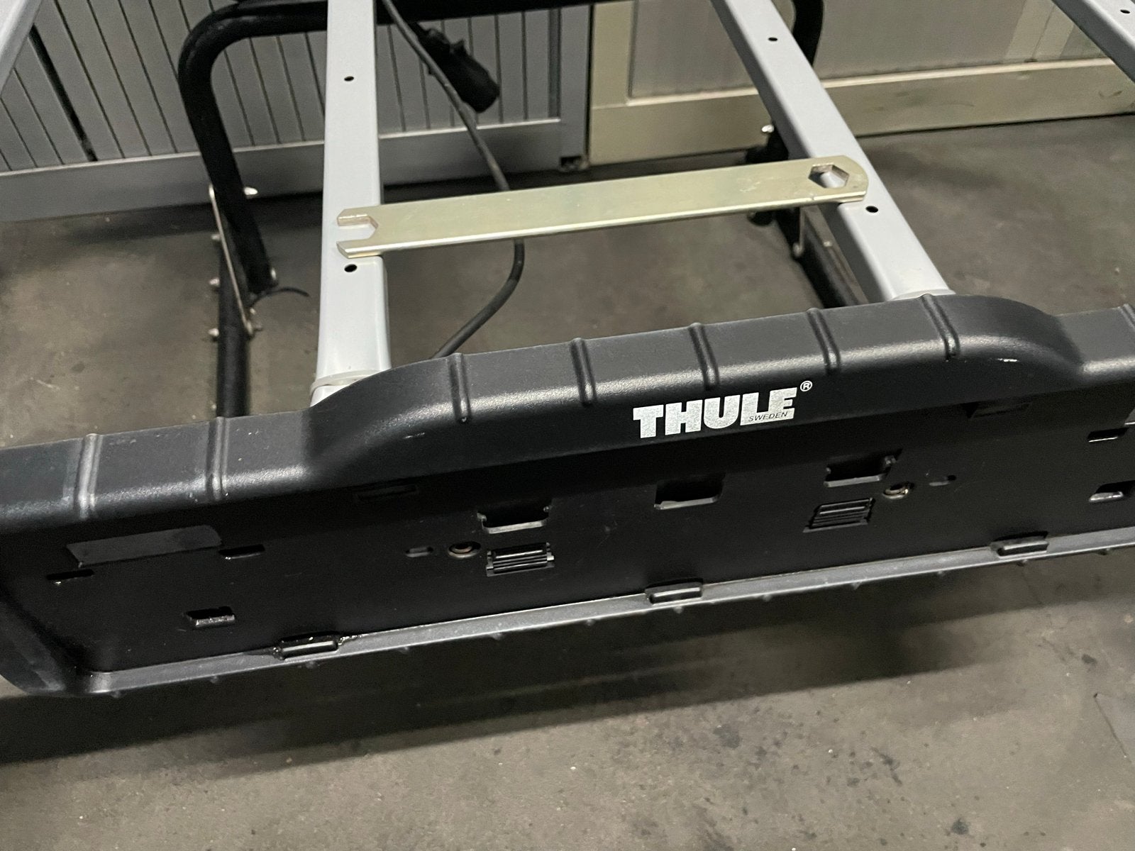 Thule Easybase Platform - Uitbreidbaar en Veelzijdig, Auto diversen, Ophalen, Zo goed als nieuw