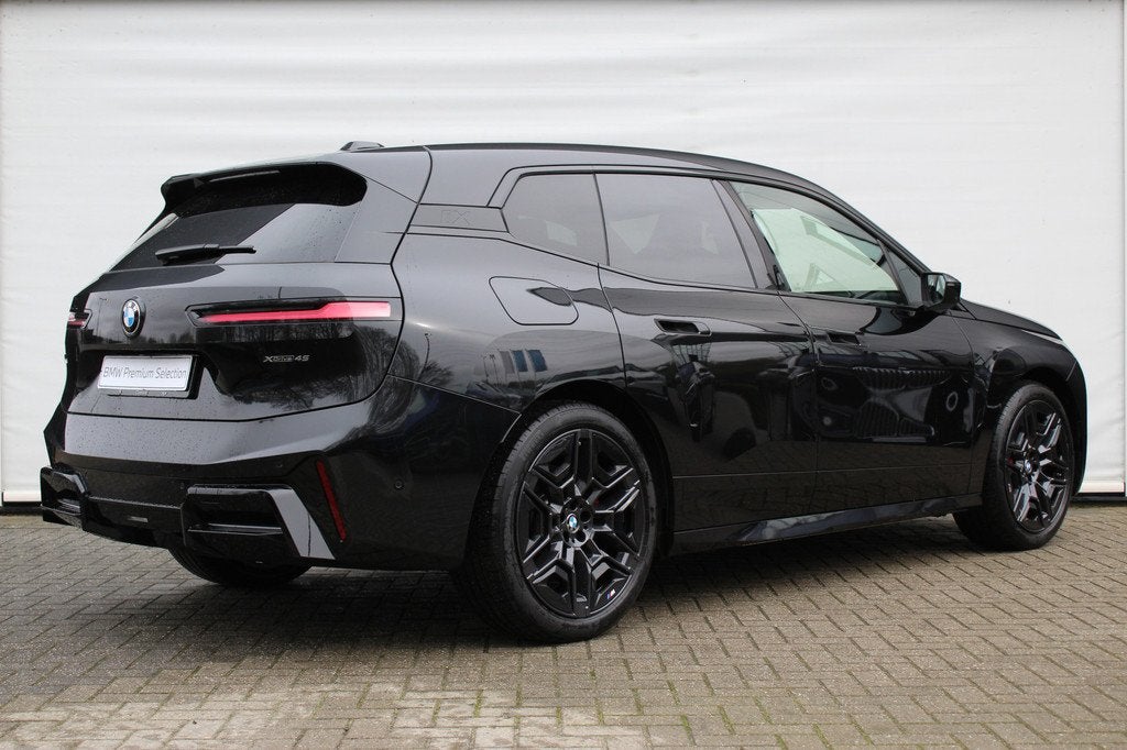 BMW iX xDrive45 M Sport / Trekhaak / Comfort Access / Adapti, Auto's, BMW, Automaat, Gebruikt, Zwart, Met garantie (alle)