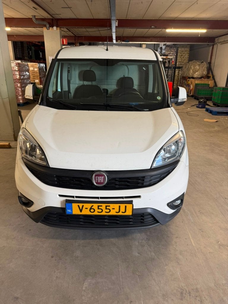 Fiat Doblo 1.2D 70KW 2017, Stof, Zwart, Wit, Origineel Nederlands