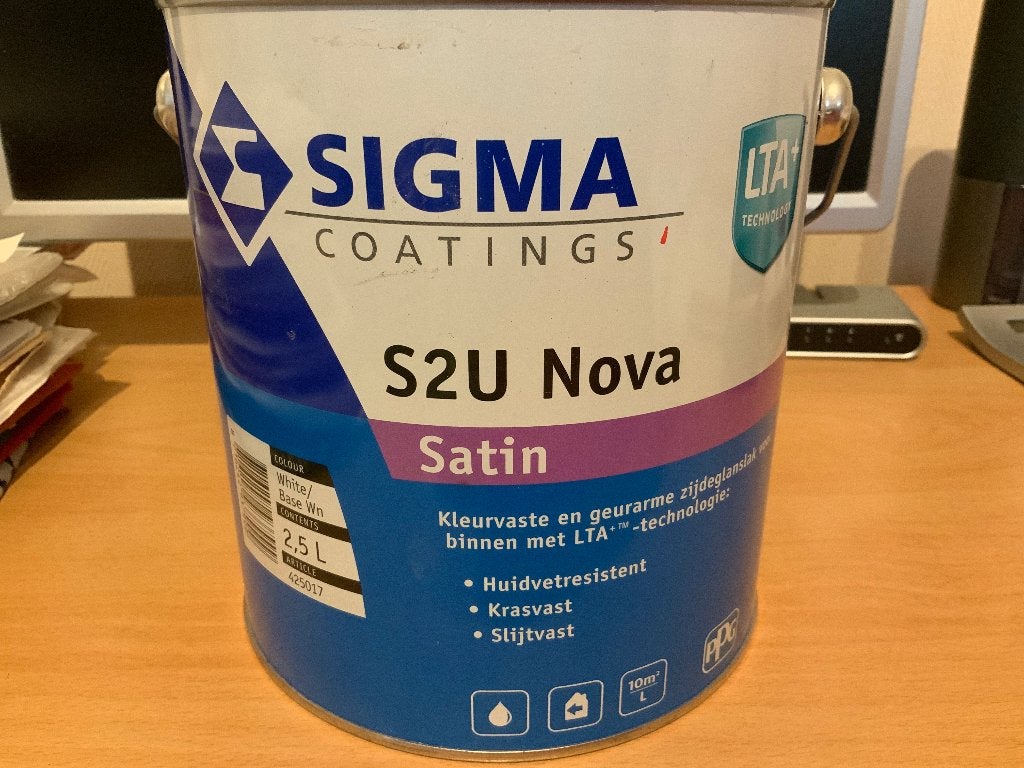 Sigma s2u Nova satin wit 2,5 liter nieuw waterbasis, Ophalen, Wit, Nieuw, Verf