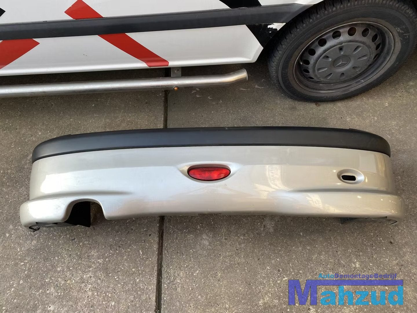 PEUGOET 206 GRIJS ETSC Achterbumper bumper achter hatchback, Taurusavenue 1
2132 LS  Hoofddorp, NL, Gebruikt, Contact.group@renault.com