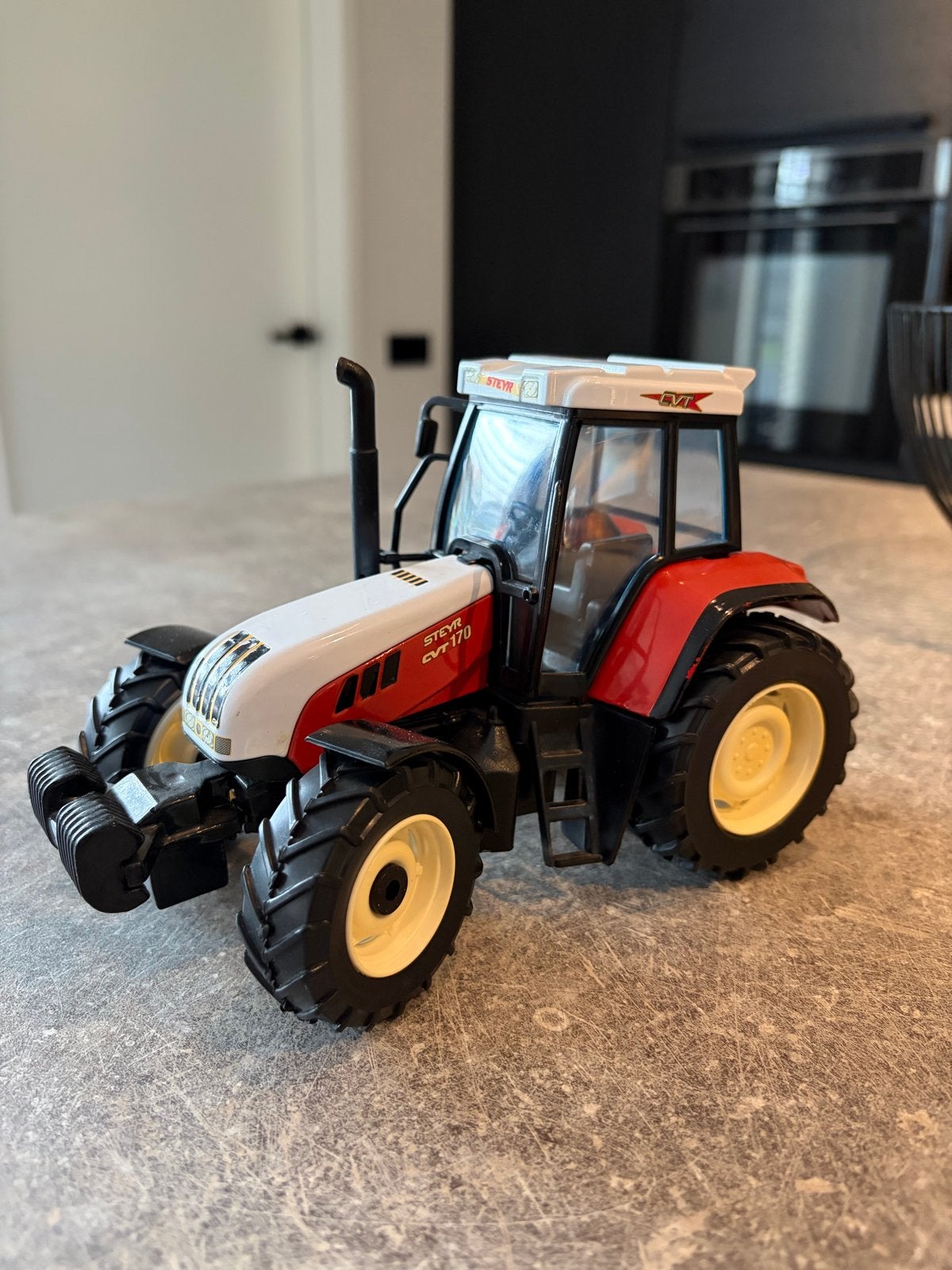 Steyr CVT 170 ROS, Ophalen of Verzenden, Zo goed als nieuw