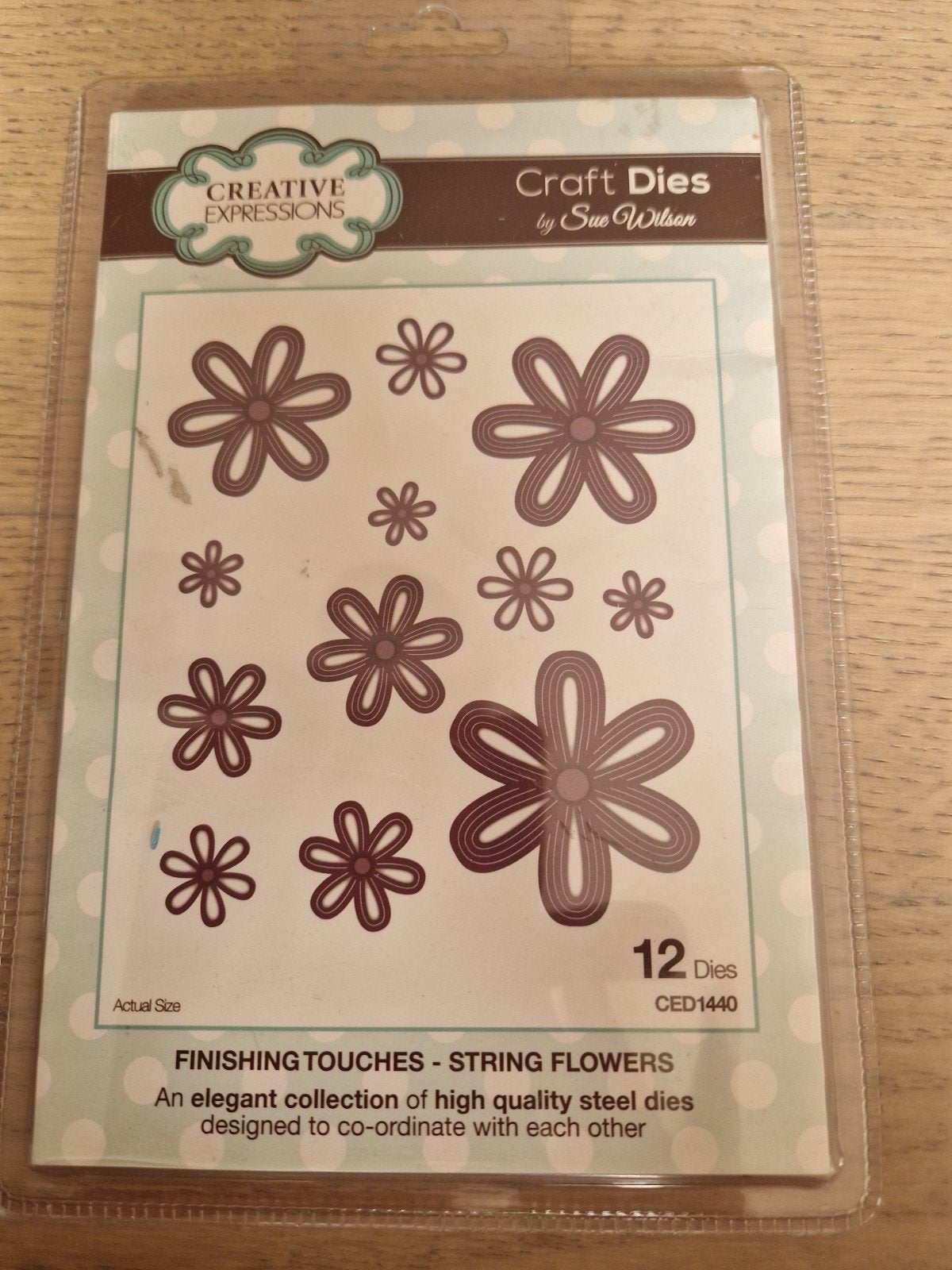 Creative Expressions Craft Dies - String Flowers (12 Dies), Hobby en Vrije tijd, Kaarten | Zelf maken, Ophalen of Verzenden, Gebruikt