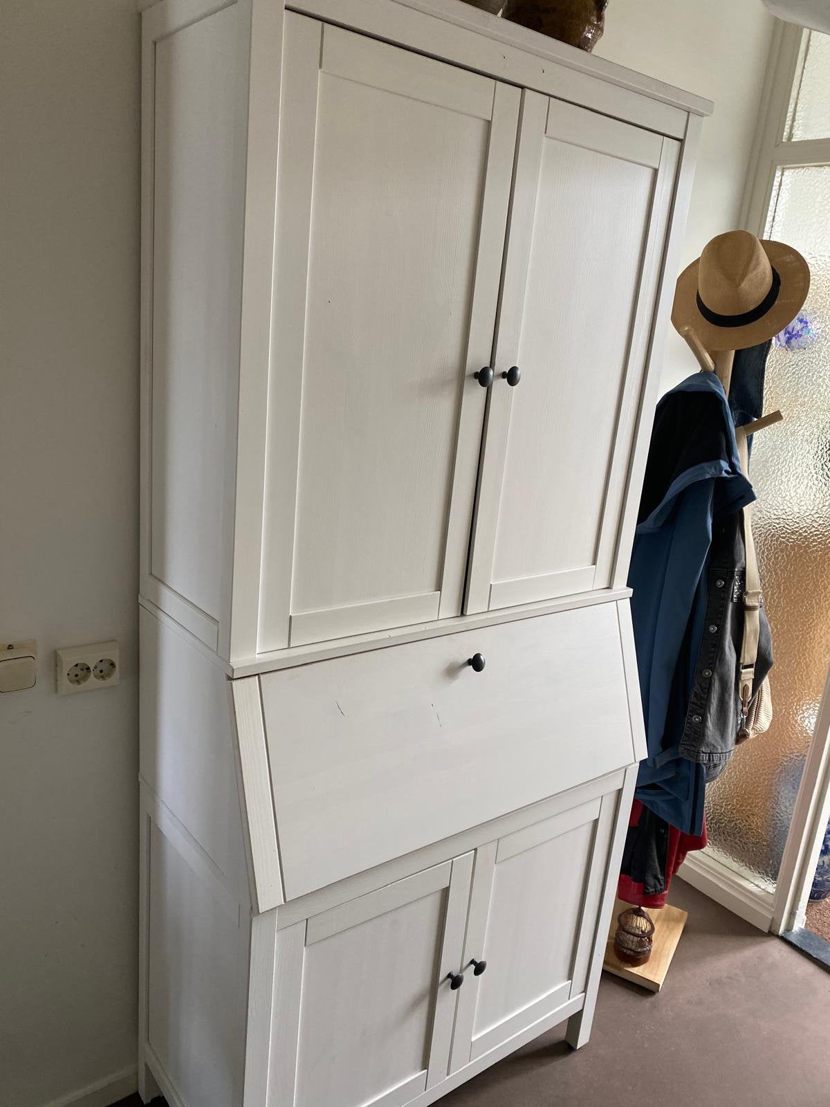 Bureau ikea hemnes, Ophalen, Zo goed als nieuw
