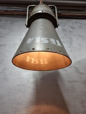Vintage Tesla Bunker Lamp origineel Jaren '50 - Industrieel, Ophalen
