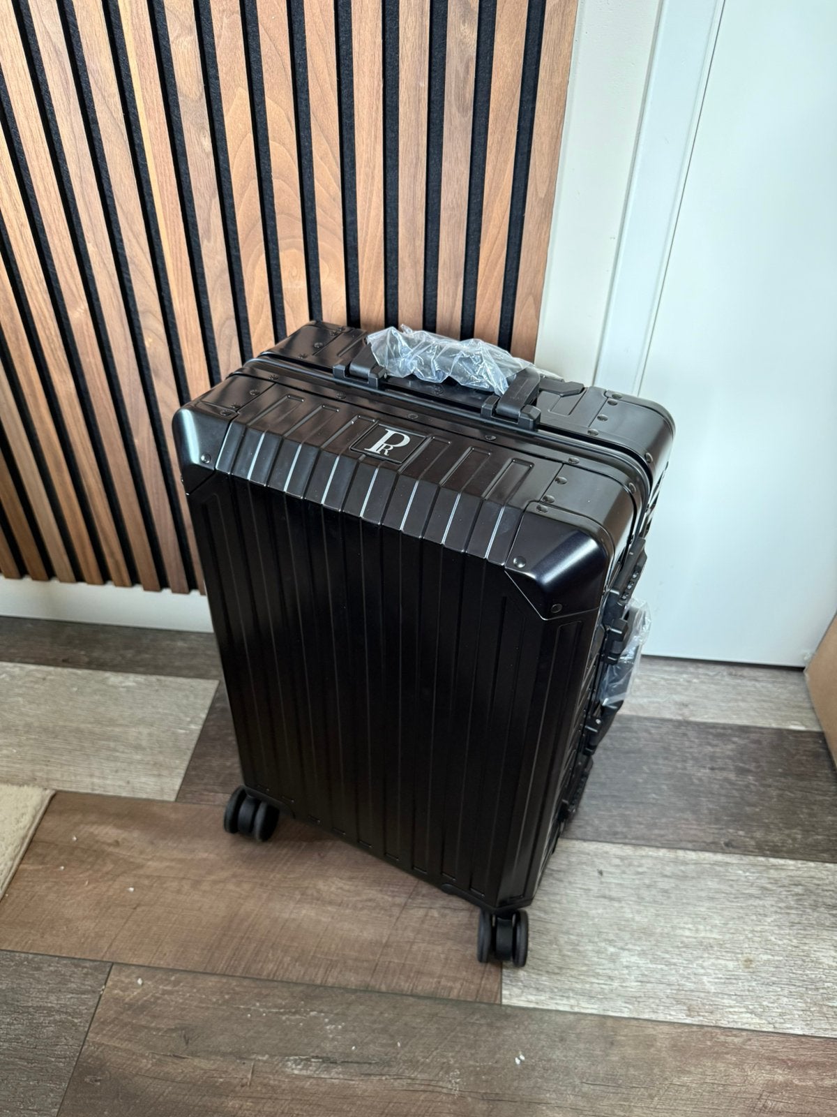 Aluminium Handbagage Koffer Zwart TSA Slot Nieuw 50L, Wieltjes, 50 tot 60 cm, Hard kunststof, Nieuw