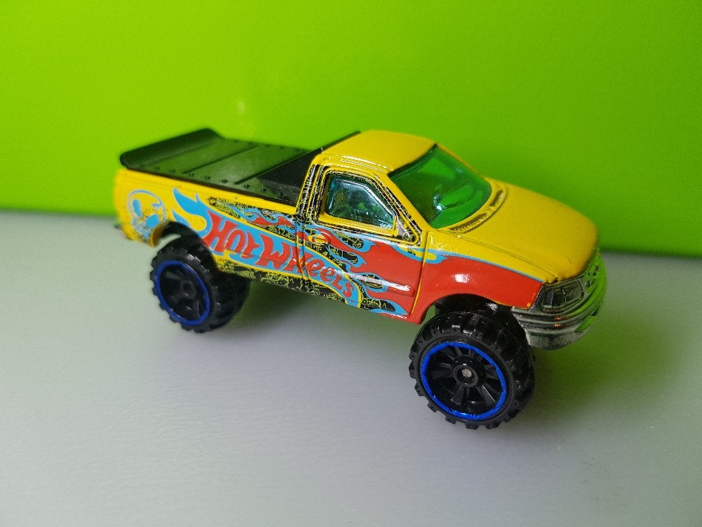 Hotwheels - 1997 Ford F-150 Pickup [geel] 1/64, Ophalen of Verzenden, Gebruikt, Auto