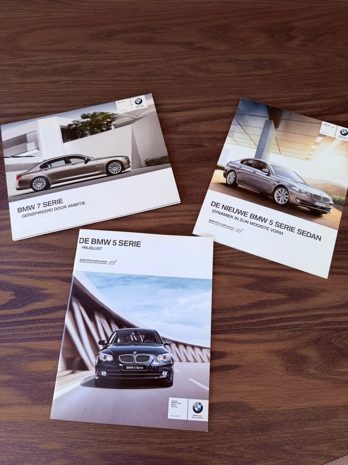 BMW 5 serie en 7 serie dealer boekjes Nieuw, Ophalen of Verzenden