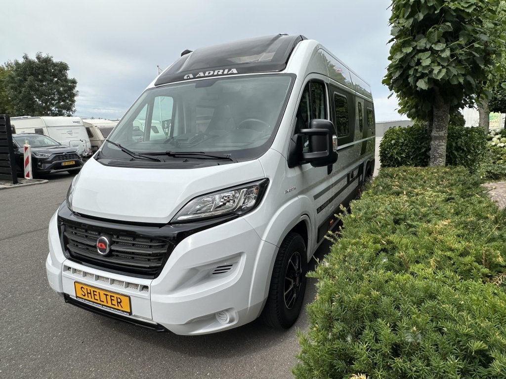 Adria Twin Supreme 640 SLB verkocht, Caravans en Kamperen, Campers, Buscamper of Camperbus, Ringverwarming, Fiat, Airbags