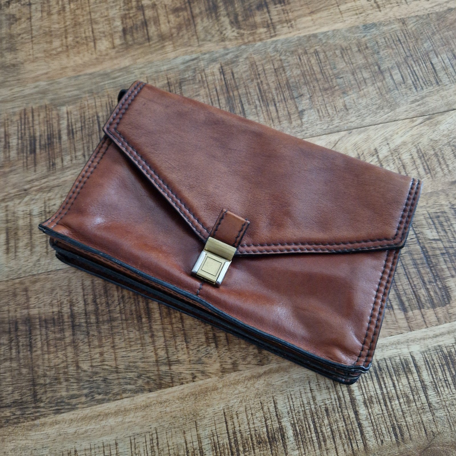 TE KOOP MOOIE LEDEREN DAMES TAS SALAMANDER, Sieraden, Tassen en Uiterlijk, Portemonnees, Ophalen of Verzenden, Zo goed als nieuw