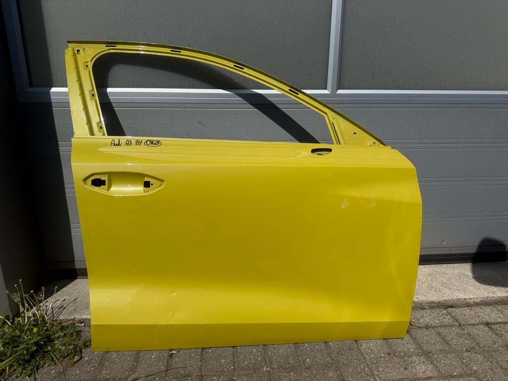 Audi a3 8Y Rechts voor portier deur, Ophalen of Verzenden