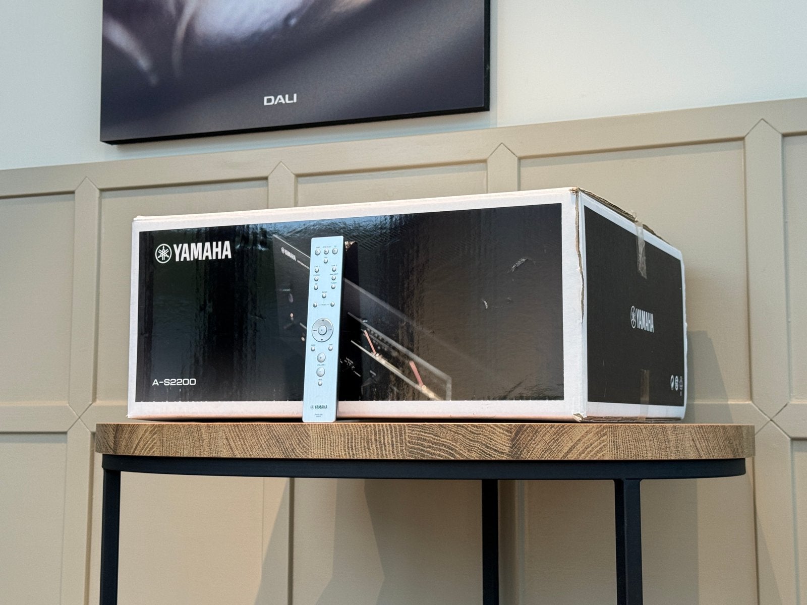 Yamaha A-S2200, Yamaha, Ophalen of Verzenden, Zo goed als nieuw, 60 tot 120 watt