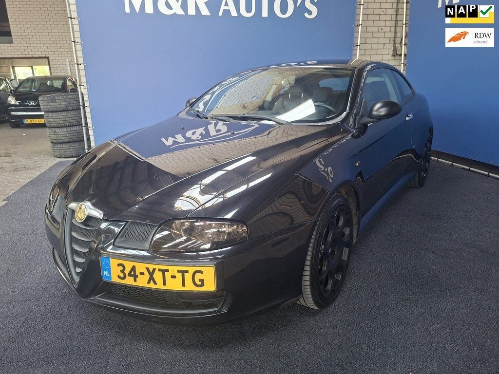 Alfa Romeo GT 2.0 JTS Distinctive Selespeed Automaat Nieuwe, Gebruikt, 1295 kg, 400 kg, Zwart