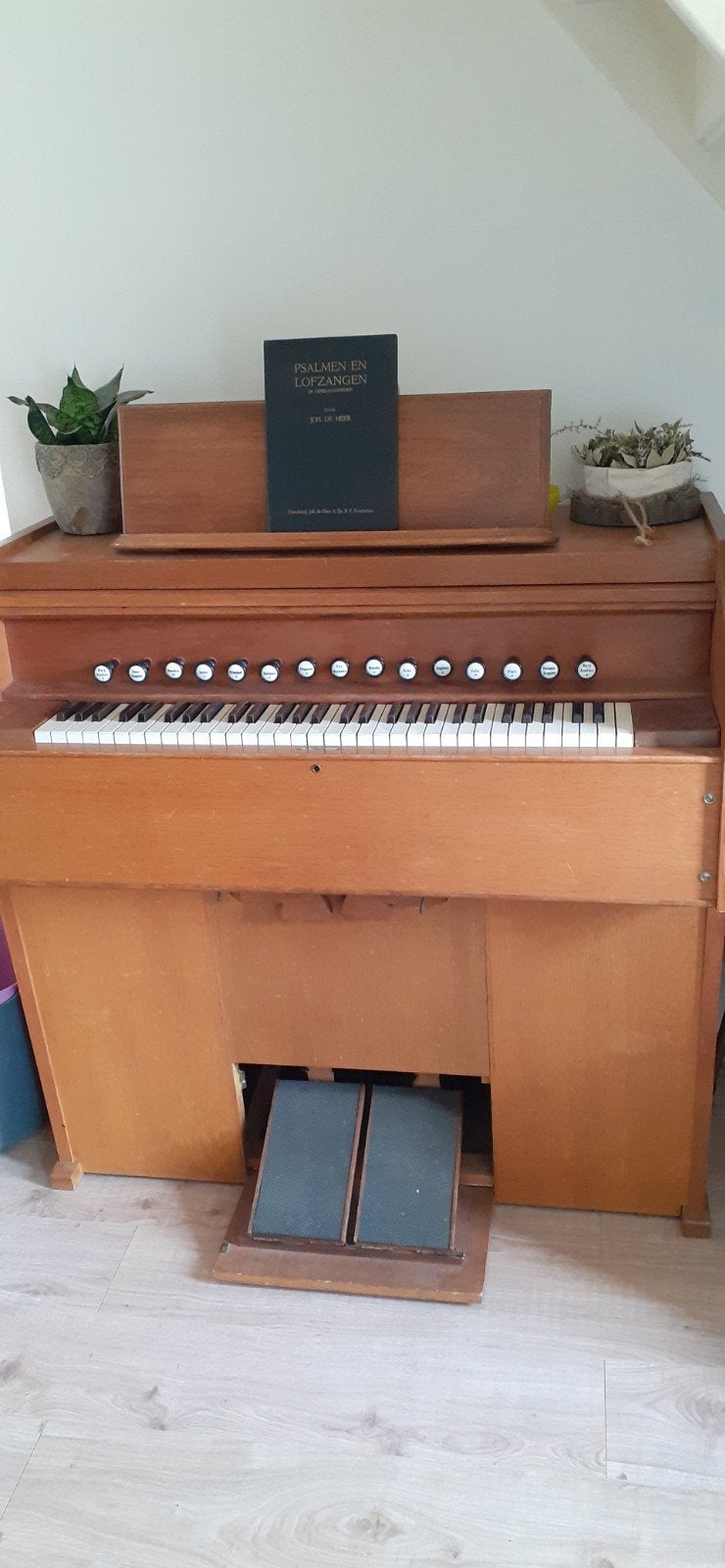 Gratis traporgel - Functioneel en charmant, Muziek en Instrumenten, Orgels, Ophalen of Verzenden, Gebruikt, 2 klavieren, Orgel