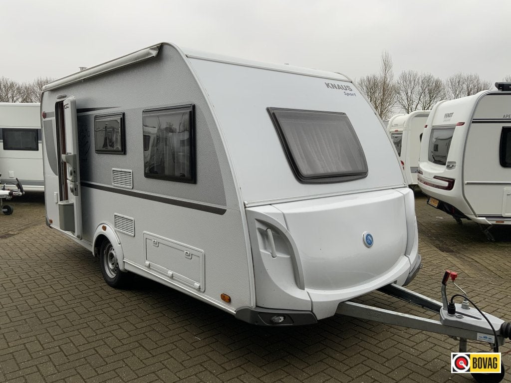 Knaus Sport 420 QD, Caravans en Kamperen, Schokbreker, Bedrijf, Treinzit, 4 tot 5 meter